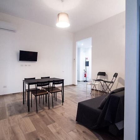 Nizza Apartment In Centro Salerno Eksteriør billede