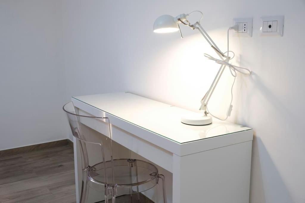 Nizza Apartment In Centro Salerno Eksteriør billede