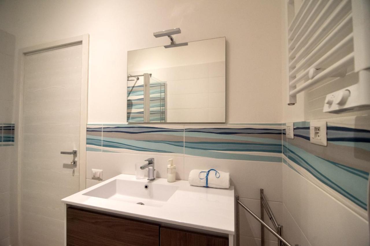 Nizza Apartment In Centro Salerno Eksteriør billede