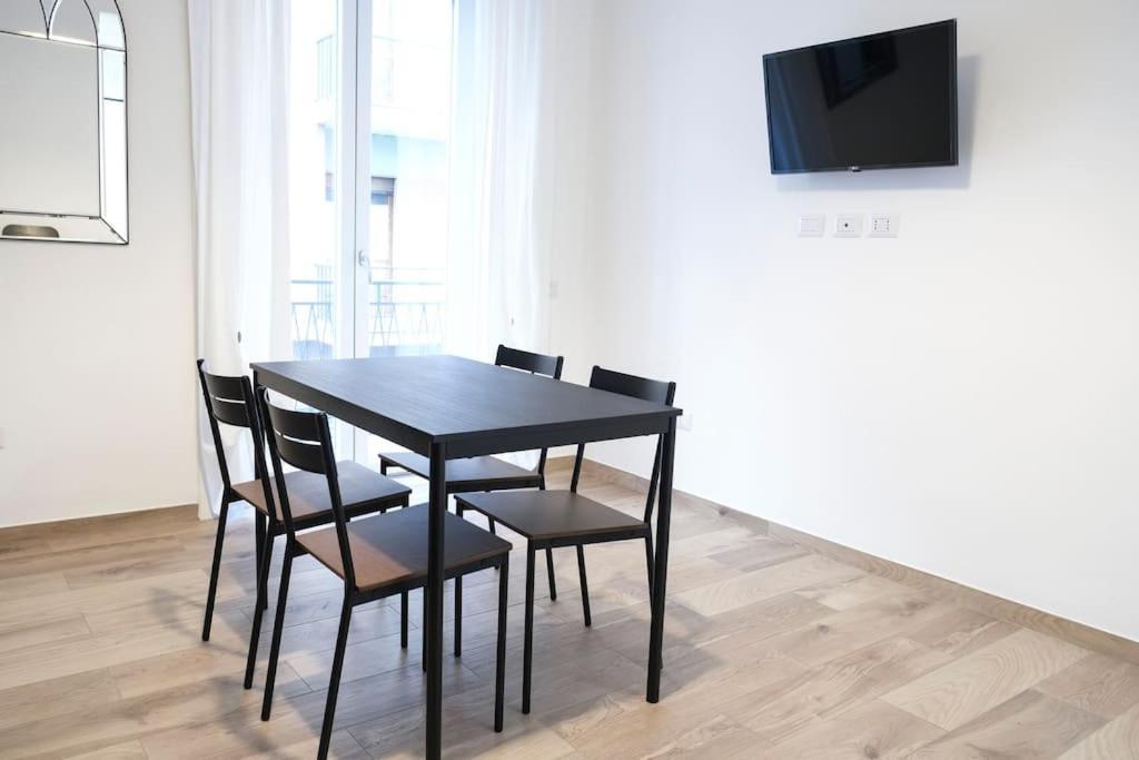Nizza Apartment In Centro Salerno Eksteriør billede